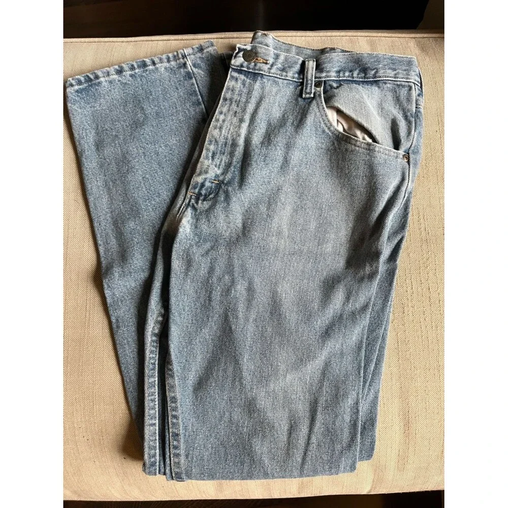 Wrangler Light Blue Men’s Straight-Leg Jeans
